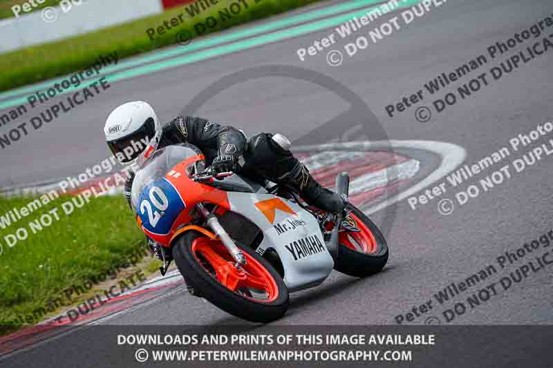 donington no limits trackday;donington park photographs;donington trackday photographs;no limits trackdays;peter wileman photography;trackday digital images;trackday photos